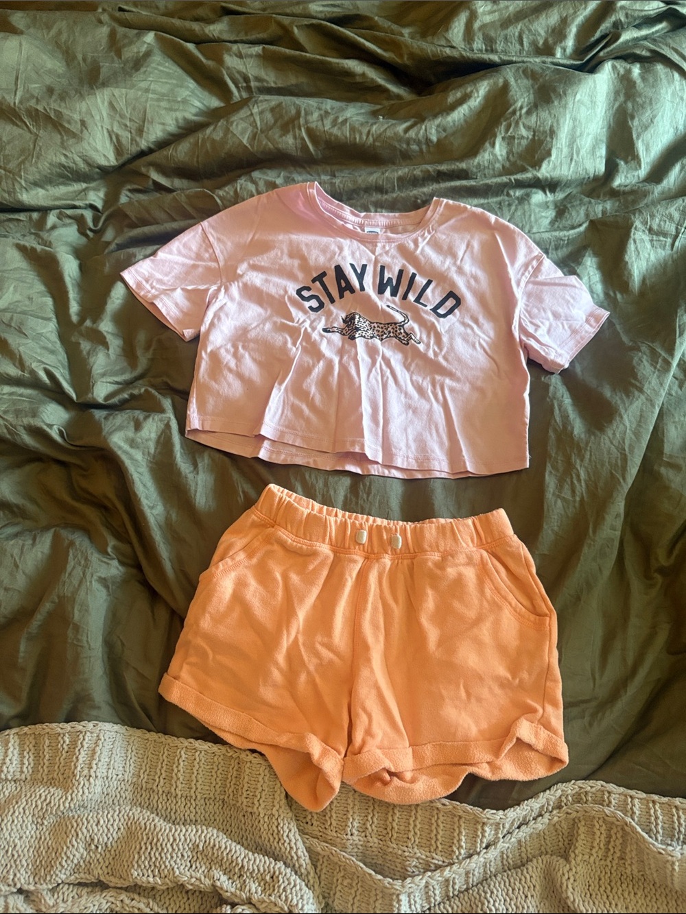 Old Navy Pink Graphic Cropped Tee Set